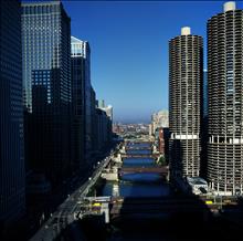 ChicagoRiver_Wikimedia